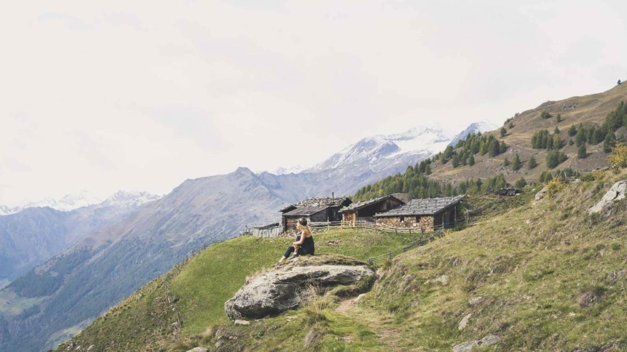 Vegan Hotel La Vimea Naturns Esterno foto